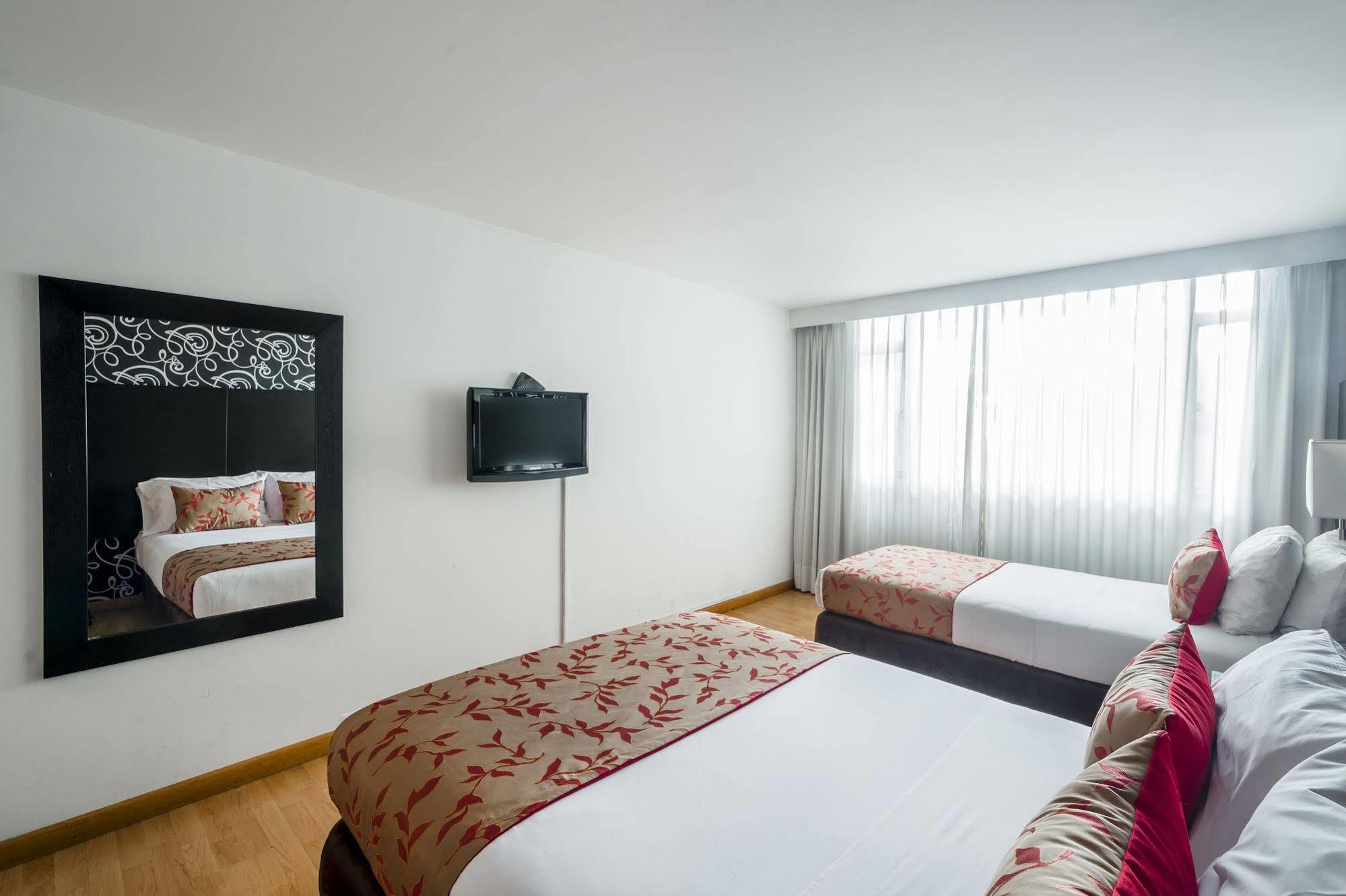 Hotel L'Etoile Javeriana 波哥大 外观 照片